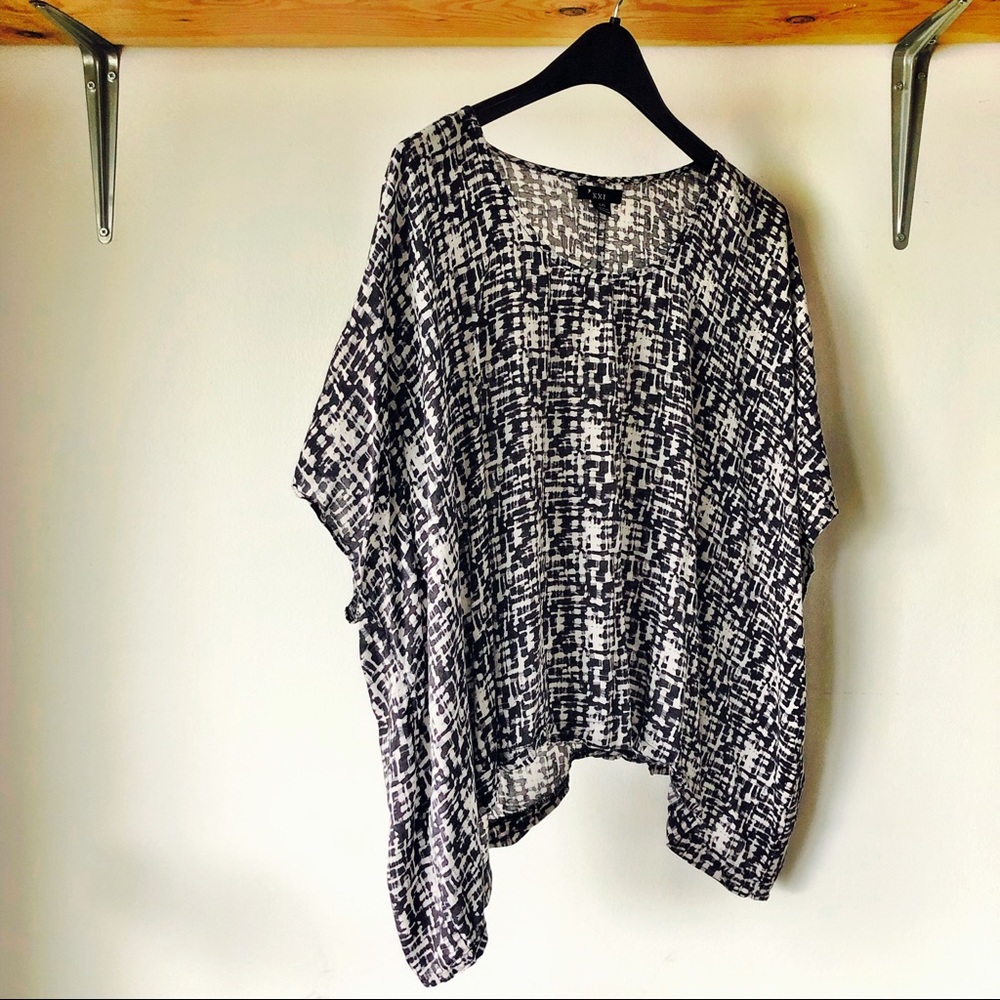 Forever XXI Blue and White Square Poncho